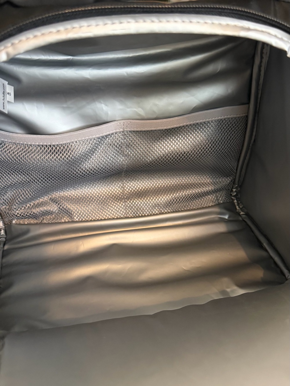 JuJuBe Black Insulated Bottle Bag - Picture 4 of 6